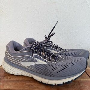 Brooks Ghost 12 Purple Grey Athletic Sneakers Running Shoes Women’s Size 10
